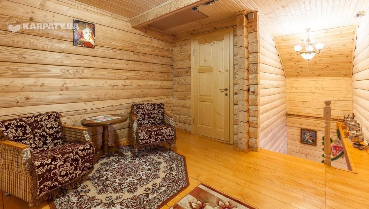 У Гриніва Polyanitsa Popovichevskaya Extérieur photo